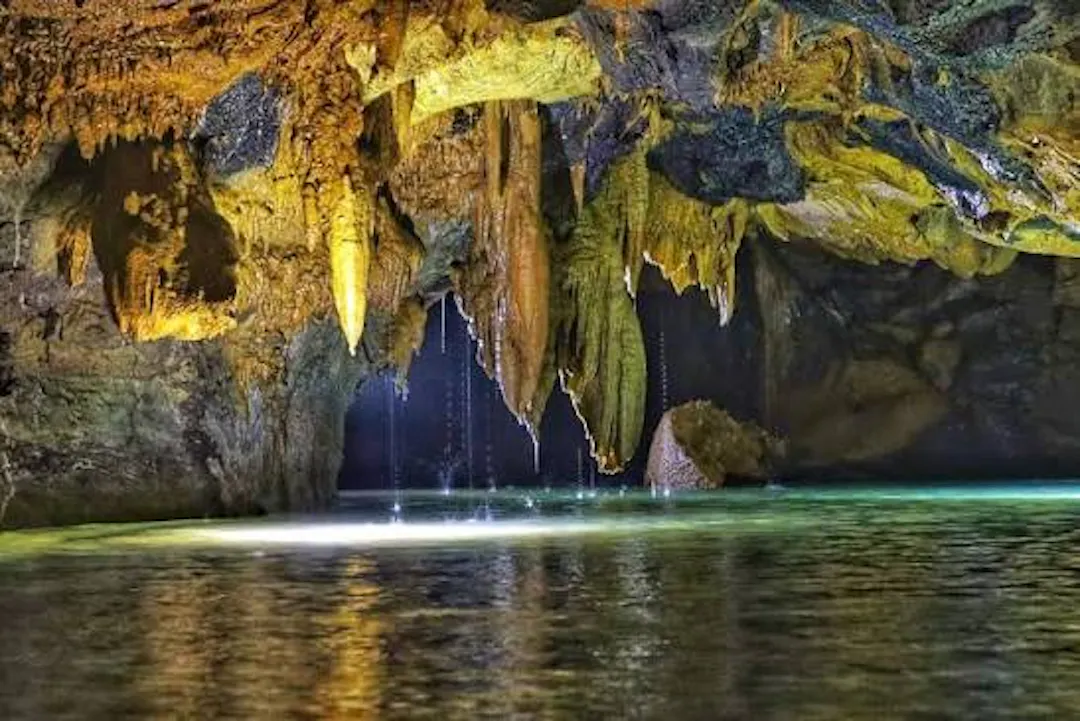 Hang Va: The Kingdom of Rare Conical Stalagmites