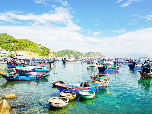 Binh Ba Island in Frames – Beaches, Seafood & Coastal Island Life