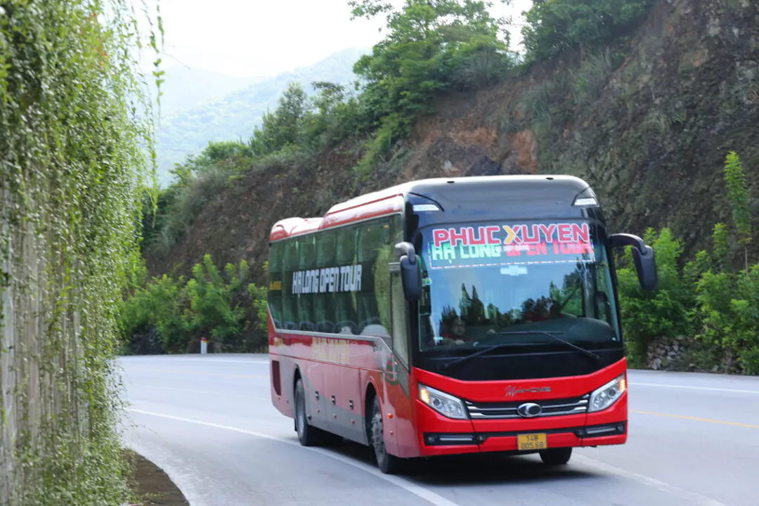 Long-Distance Road Travel – Buses, Limousines, and Highway Security