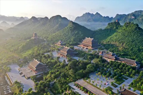 Tam Chuc Pagoda