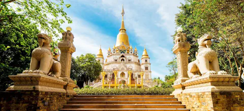 Buu Long Pagoda
