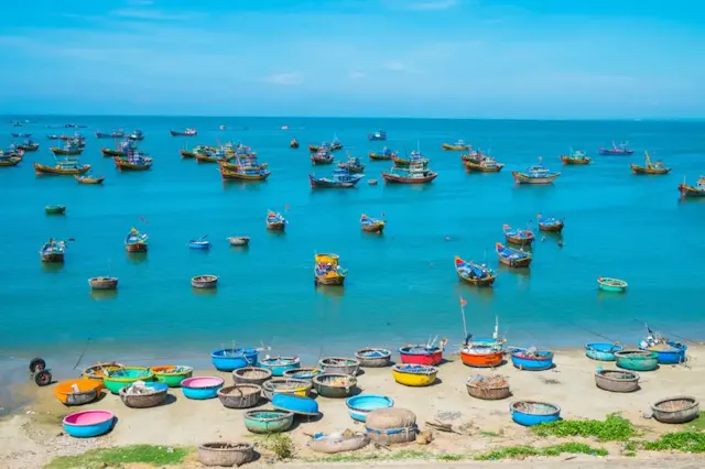 Mui Ne Beach – A Coastal Paradise of Sand Dunes, Sea Breeze & Adventure