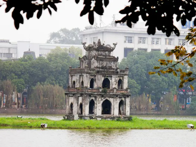 About Hoan Kiem Lake