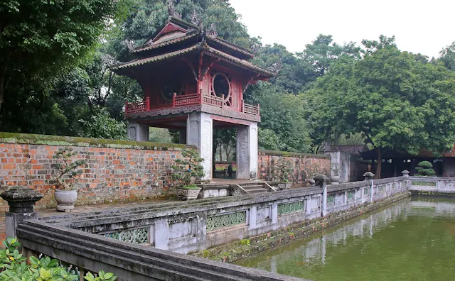Temple of Literature Photo Gallery