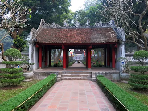 Temple of Literature (Van Mieu Quoc Tu Giam)