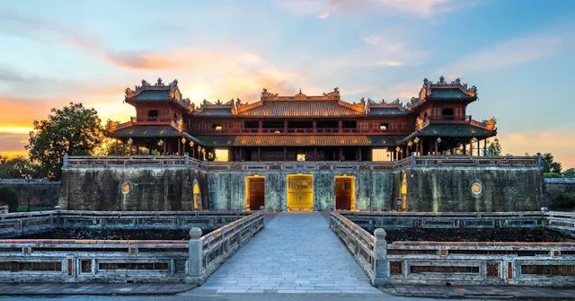 About the Complex of Hue Monuments