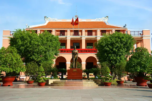 Nha Rong Wharf Photo Gallery