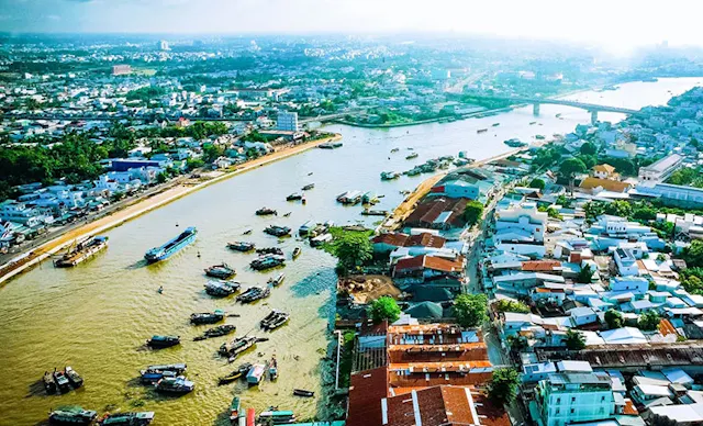 Discover Cai Rang Floating Market Through Photos