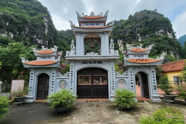 Hoa Lu Ancient Capital Photo Gallery