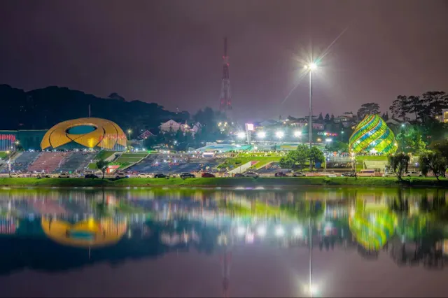 Lam Vien Square Photo Gallery