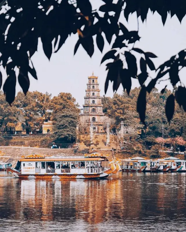 Thien Mu Pagoda Photo Gallery