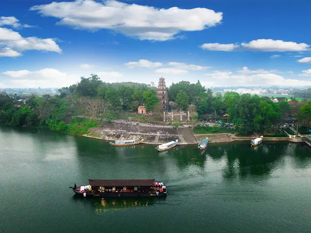 Thien Mu Pagoda Photo Gallery