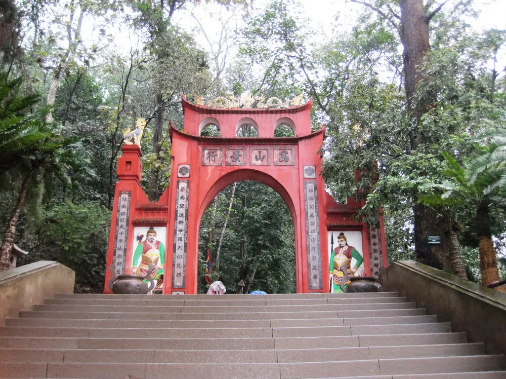 Hung Kings' Temple Relic Complex Photo Gallery