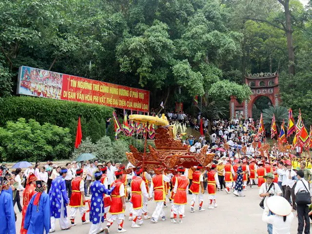 Hung Kings’ Commemoration Day Photo Gallery