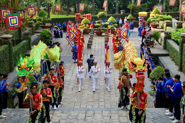Hung Kings’ Commemoration Day Photo Gallery