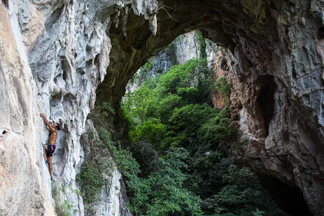 Mountain Climbing in Vietnam Photo Gallery