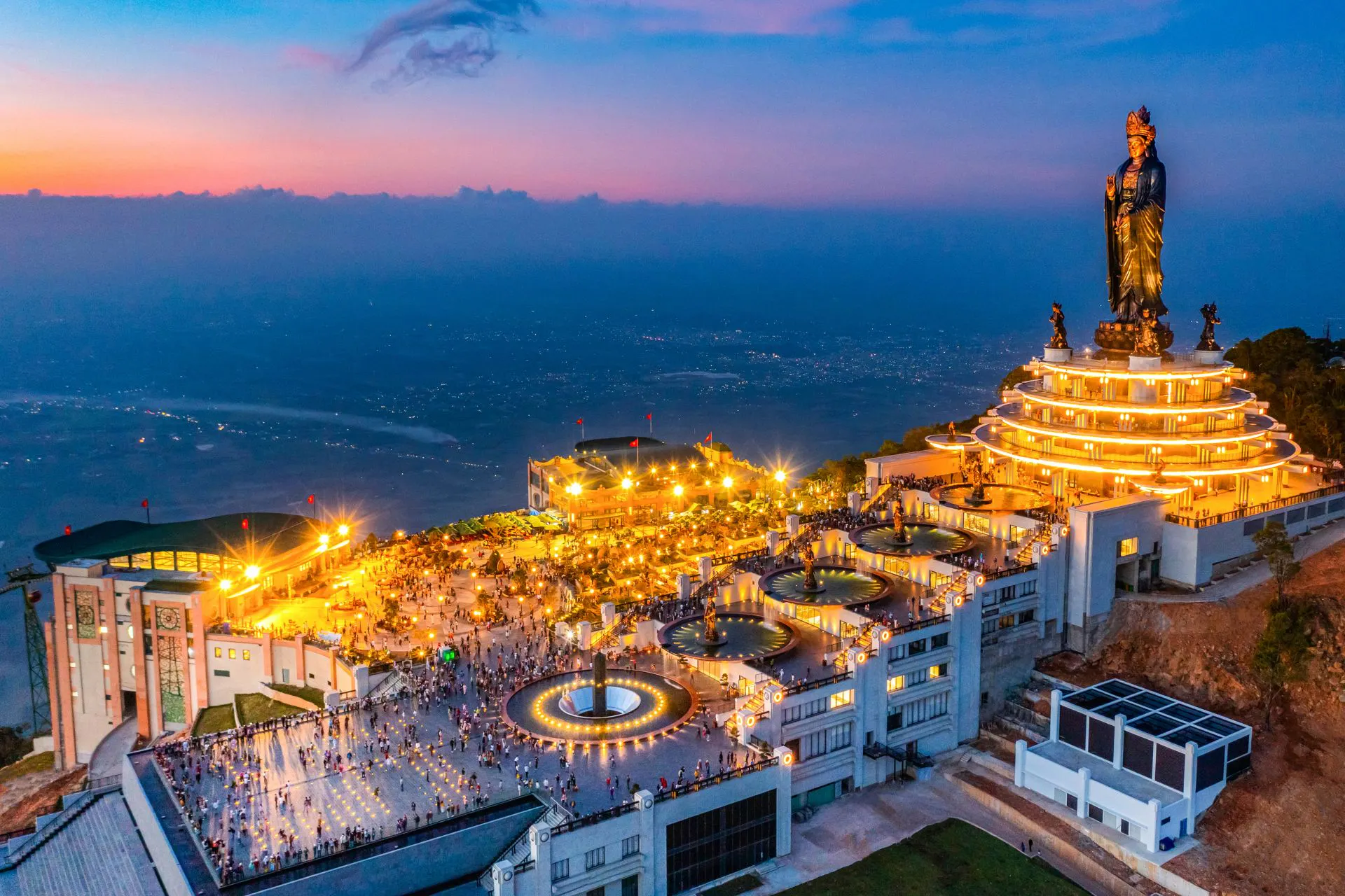 Tay Ninh Travel Guide