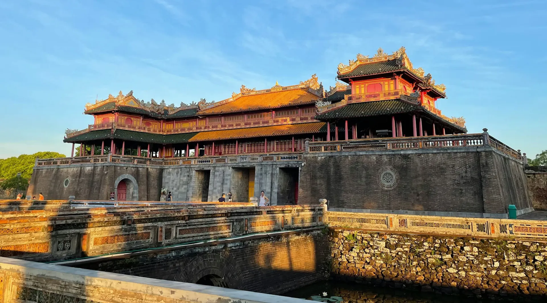 Hue Travel Guide
