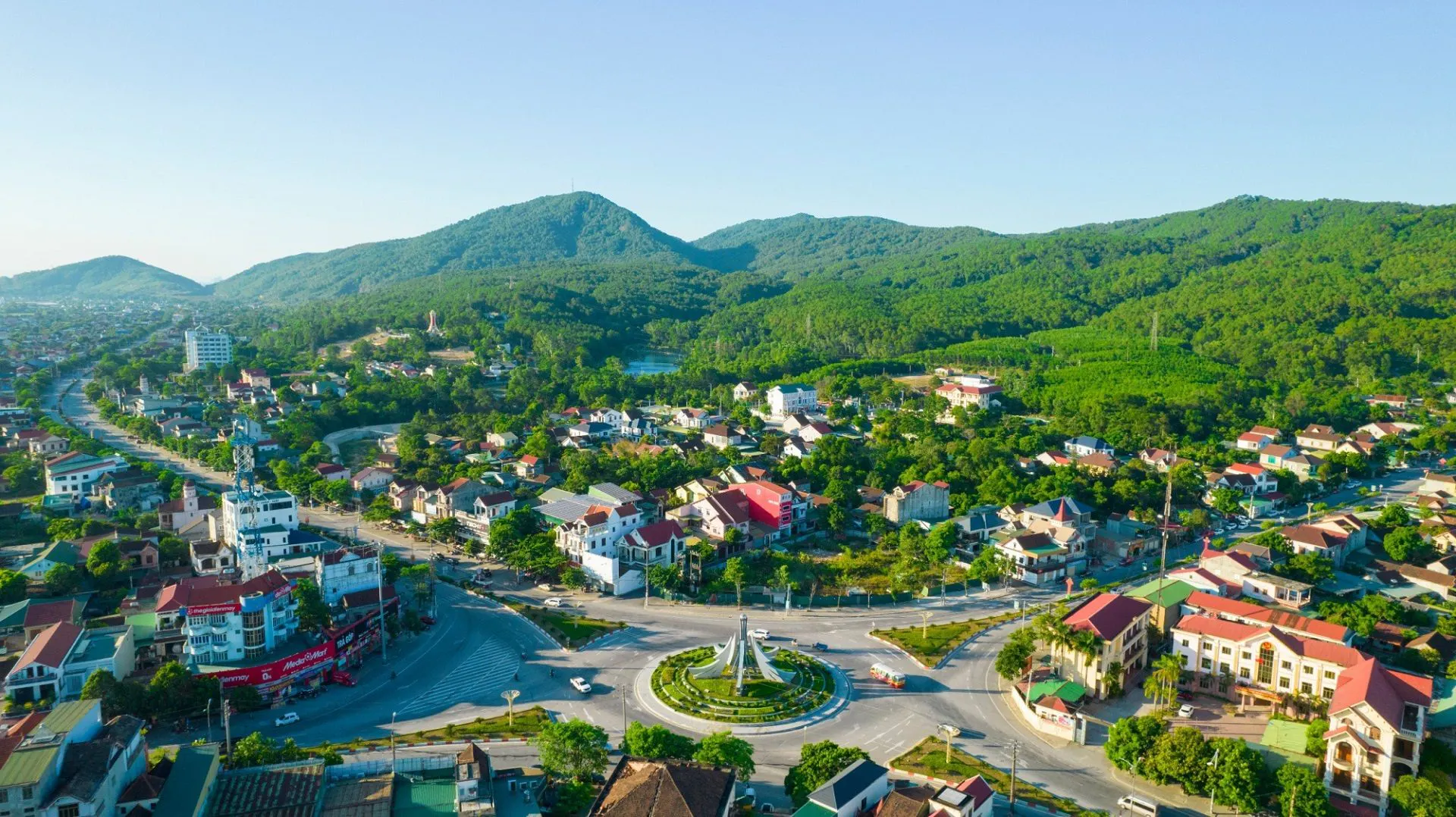 Ha Tinh Travel Guide