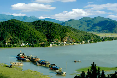 Ha Tinh Travel Guide
