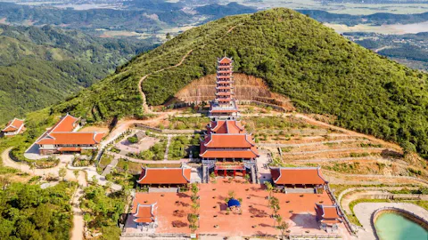 Nghe An Travel Guide