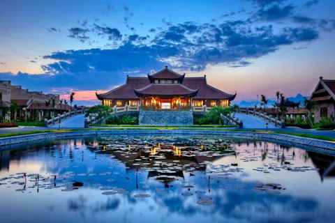 Ninh Binh Travel Guide