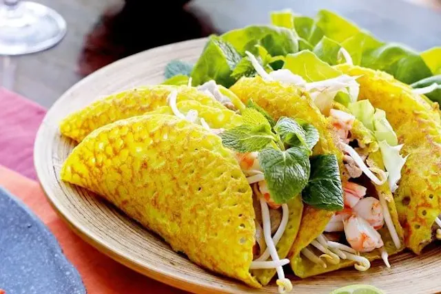 Banh Xeo – Vietnam’s Crispy Golden Pancake Full of Local Flavors