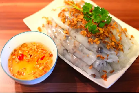 Fish Sauce, Herbs & Toppings