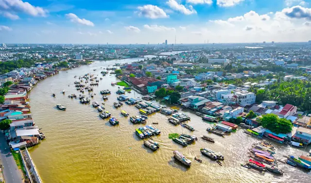 Can Tho in Frames – Mekong River Life, Floating Markets & Local Charm