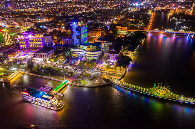 Can Tho in Frames – Mekong River Life, Floating Markets & Local Charm
