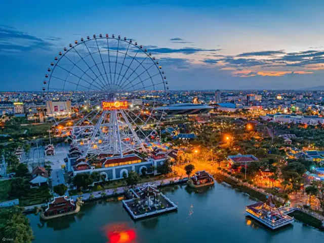 Da Nang in Frames – Beaches, Mountains & Coastal City Beauty