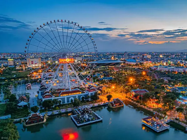Da Nang in Frames – Beaches, Mountains & Coastal City Beauty