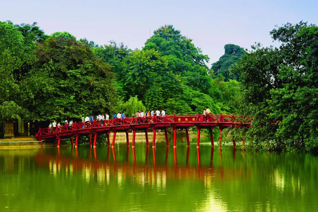 Ha Noi in Frames – Timeless Heritage, Culture & City Life