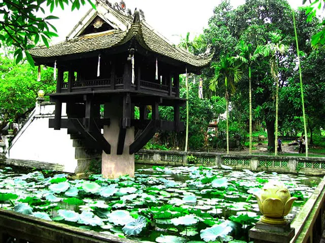 Ha Noi in Frames – Timeless Heritage, Culture & City Life