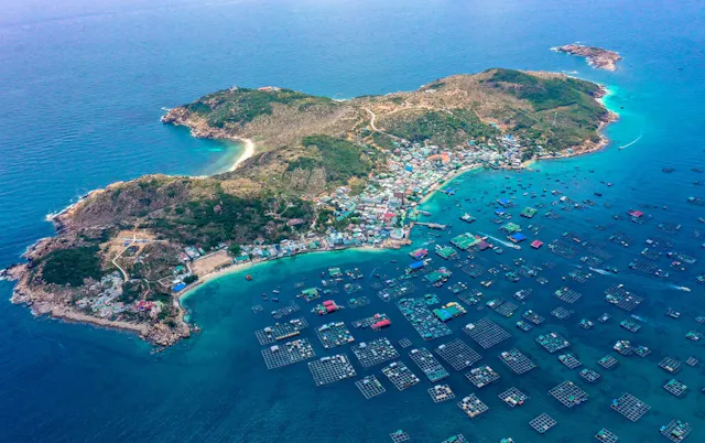 Binh Hung Island – A Hidden Coastal Paradise with Crystal Waters & Island Charm