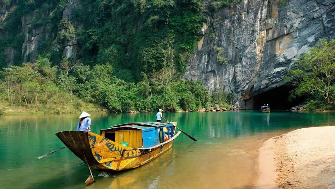 Best Time to Visit Paradise Cave