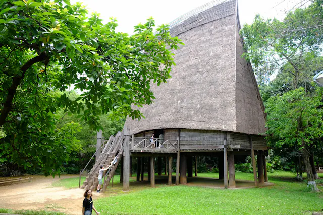 Vietnam Museum of Ethnology in Pictures – Traditions, Architecture & Cultural Heritage