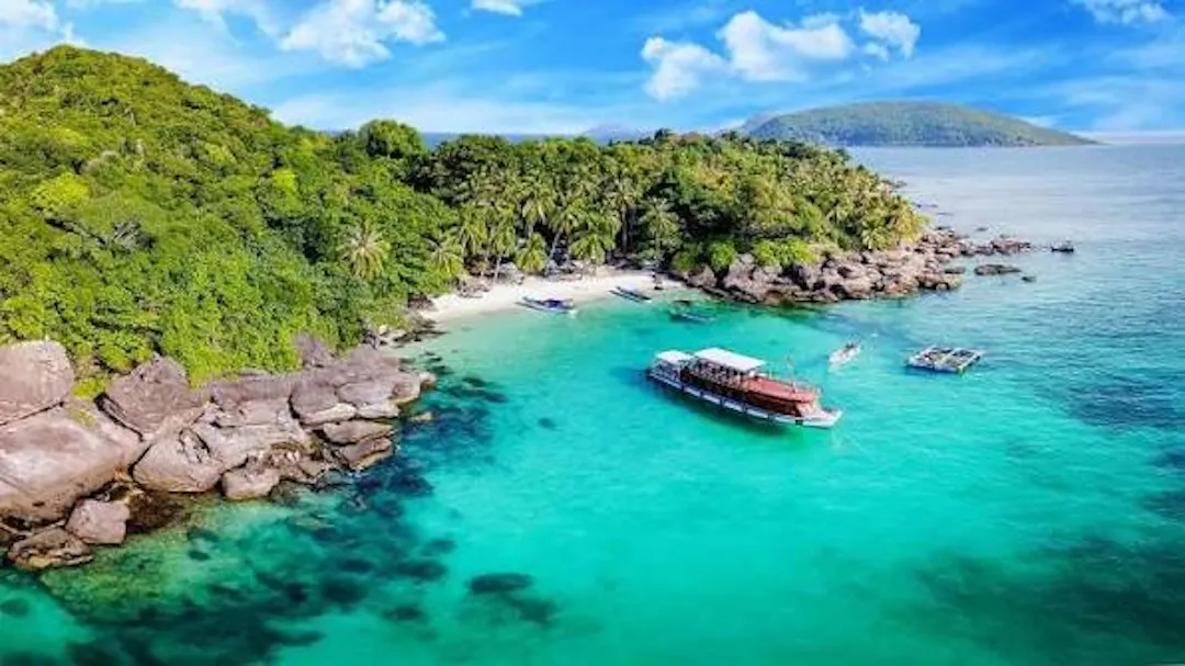 Vietnam Travel Cost at a Glance
