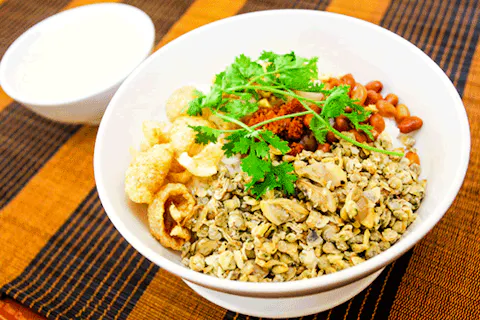 Cơm Hến (Baby Basket Clams Rice)