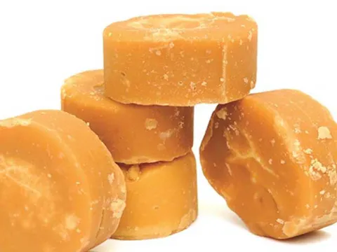 Palmyra Palm Sugar