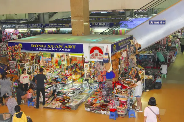 Dong Xuan Market Photo Gallery