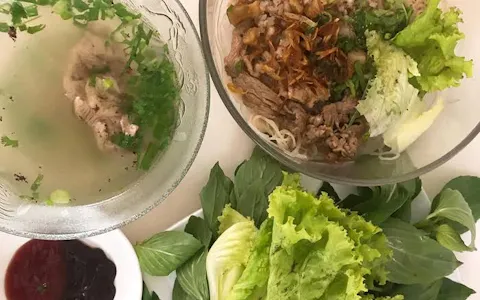 Clear Broth & Fresh Garnishes