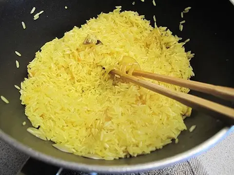 Turmeric Chicken Rice