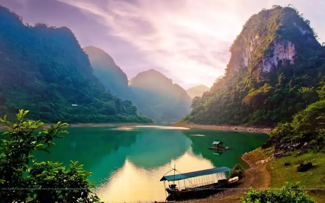 Thang Hen Lake Complex: The Emerald Mountain Eyes