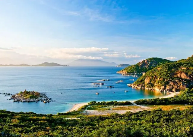 Con Dao Island in Frames – Untouched Beaches, Marine Life & Island Heritage