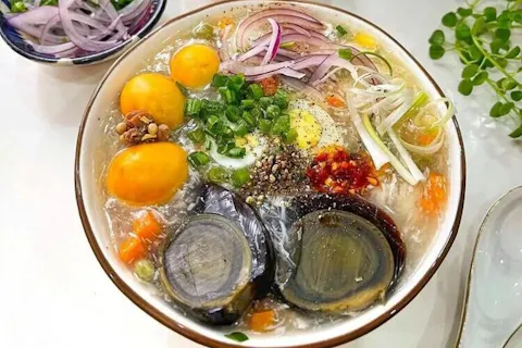 Súp Cua: Vietnam's Vietnamese Crab Soup