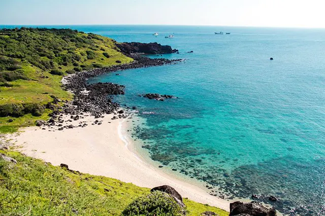 Phu Quy Island in Frames – Volcanic Beauty, Clear Seas & Island Life