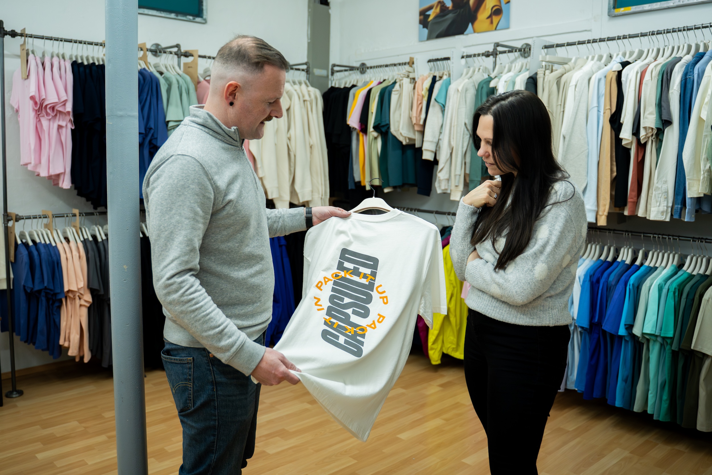 Beratung im Showroom von Grafik-Idee