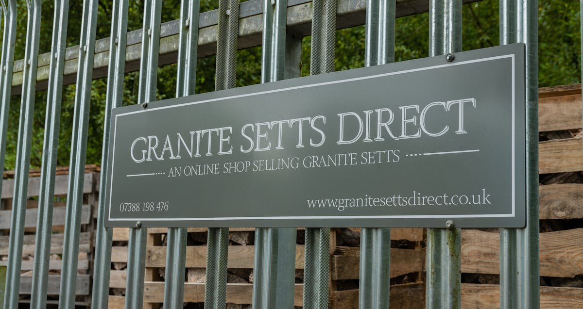 Granite Setts Direct | Granite Setts & Edging Stones