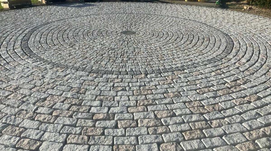 Granite circular patio design